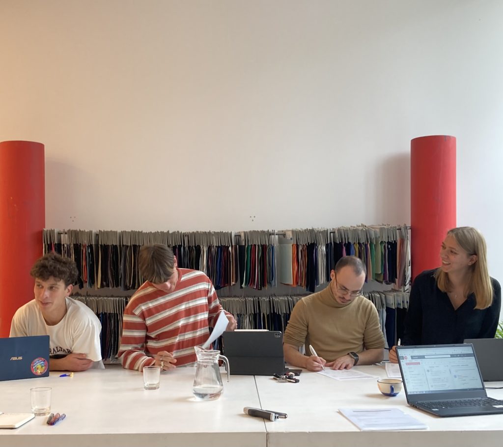 photo à propos de l'équipe feat coop