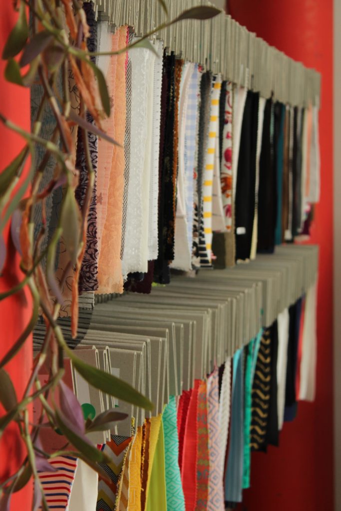 textile de mode dans un showroom textile à Lyon